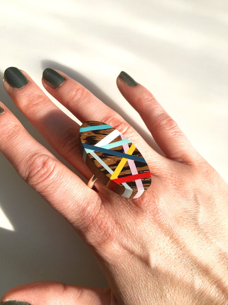  Wenge Wood and Polyurethane Resin Statement Cocktail Ring Summer Style Primary Colors 
